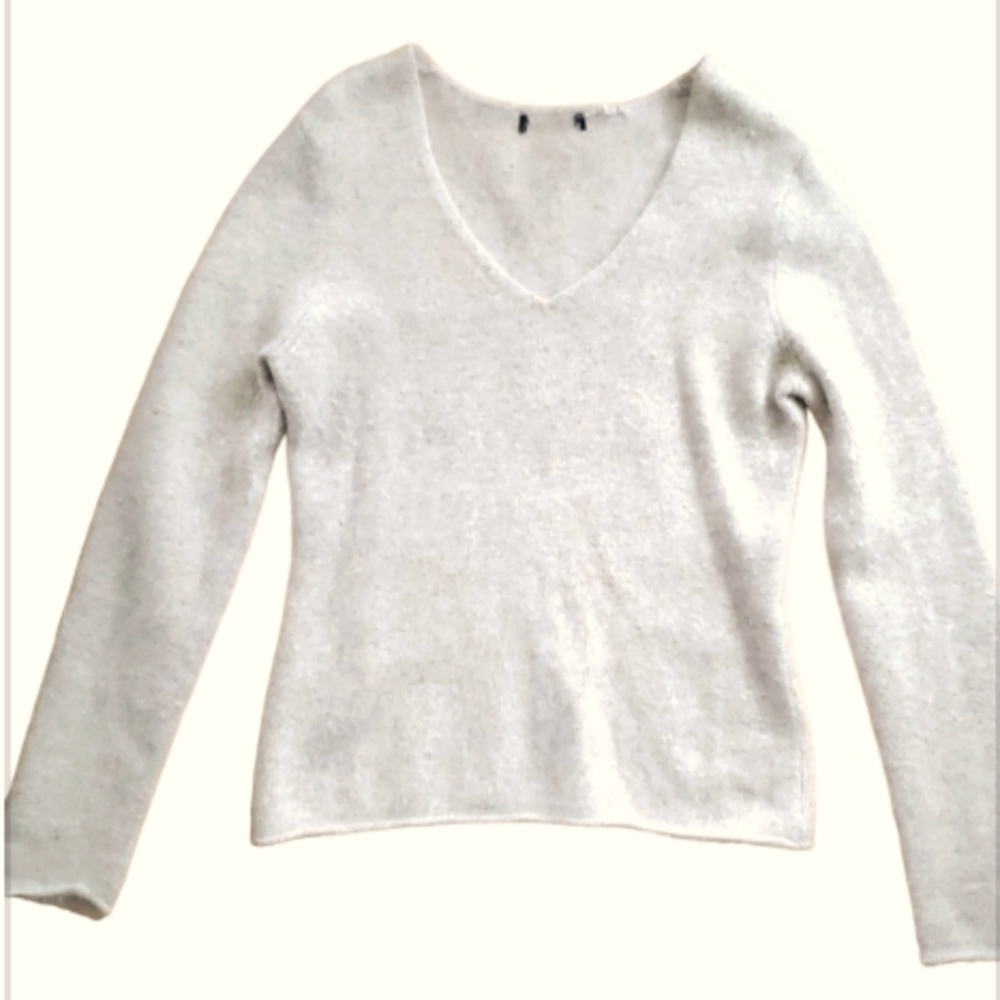 Womans Cashmere Fuzzy Beige Sweater Size Small